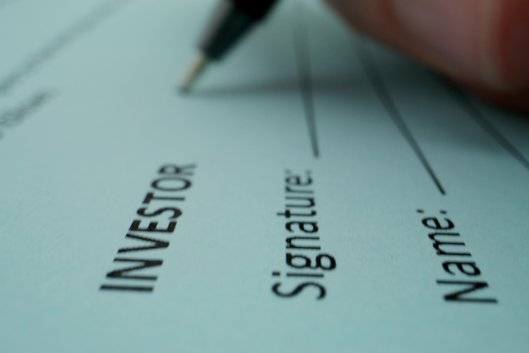 What is a Gold Royalty Company and How Do They Work?